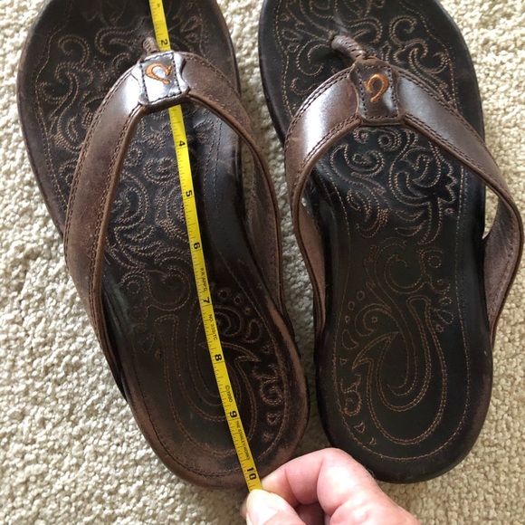 🌊Olukai Sandals Flip Flops🌊Men's 7 + Women's 9🌊 - Picture 3 of 6
